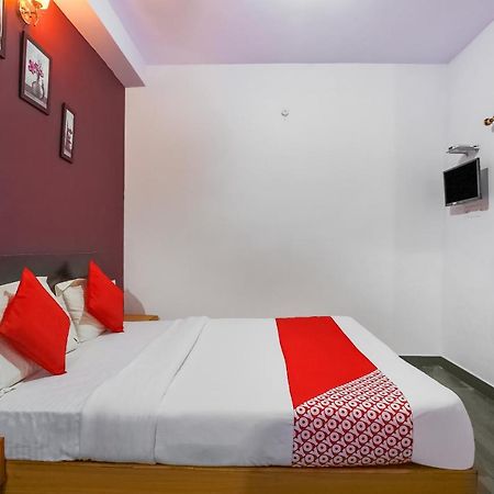 Oyo 27895 Memo Rooms 乌提 外观 照片