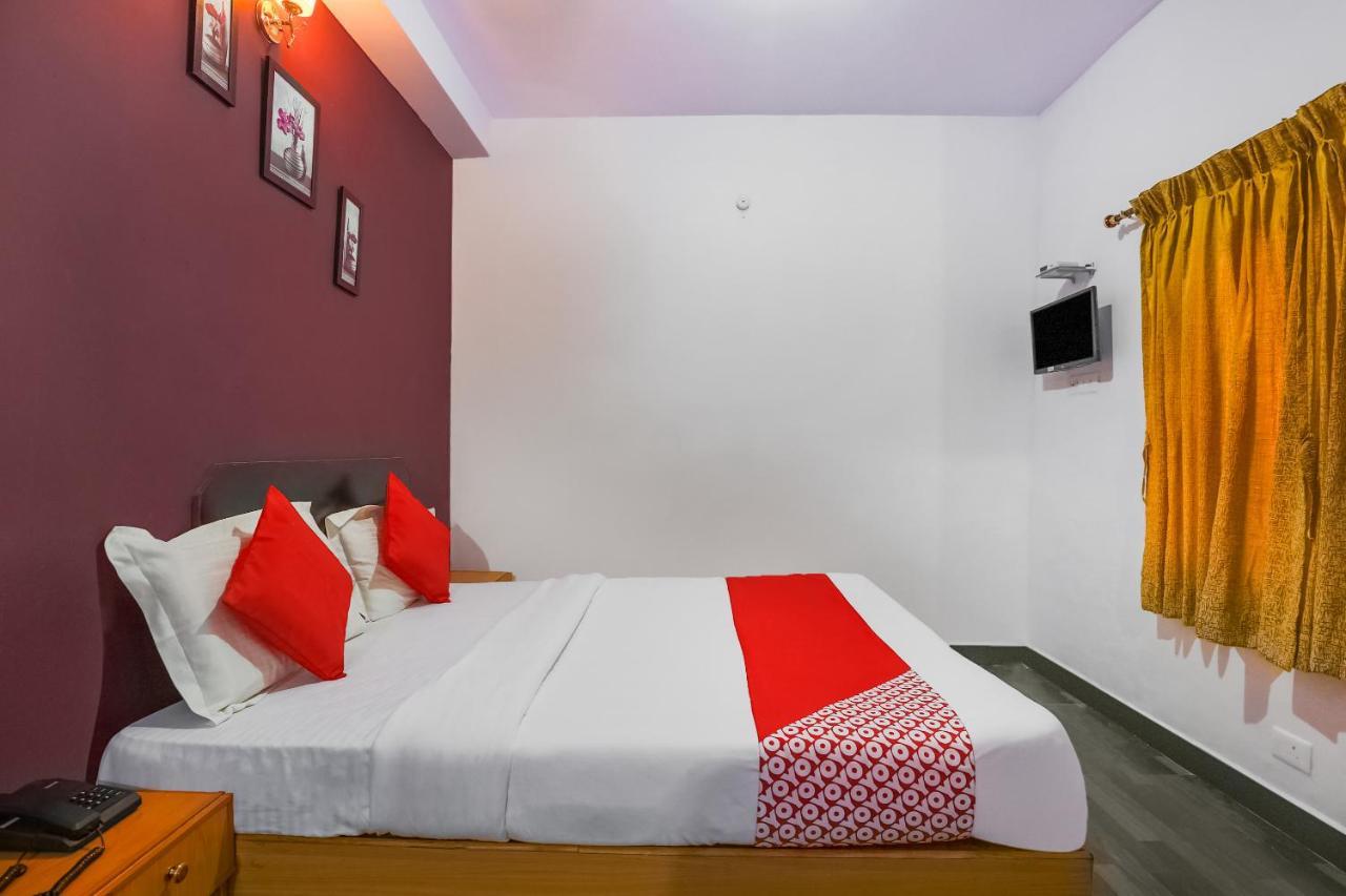 Oyo 27895 Memo Rooms 乌提 外观 照片